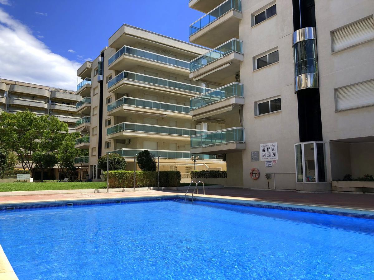 Rentalmar Aventura 萨洛 外观 照片